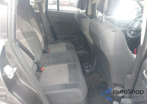 2014 Jeep Compass Sport z USA, uszkodzony, nr VIN 1C4NJCBA4ED796908